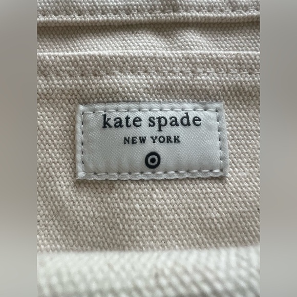 Kate Spade New York x Target and Embroidered Fish Fish Design Tote and Wine bag. - Picture 6 of 8